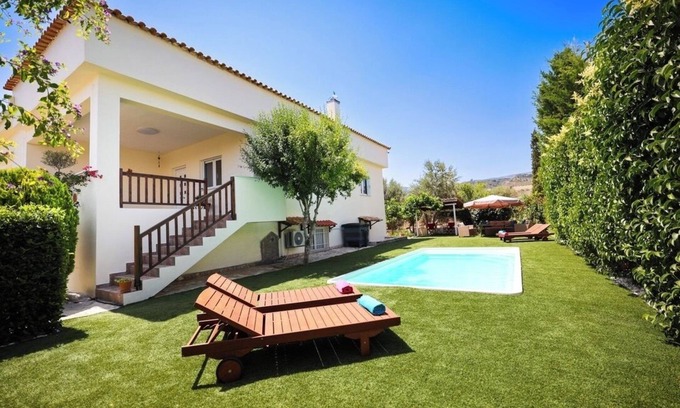Kato Diminio Villa | Stunning Greek Villa-private pool-beach-sleeps 8