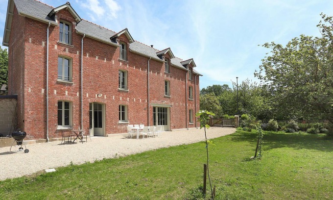 Le Minihic-sur-Rance House | Stunning home in Le Minihic-sur-Rance