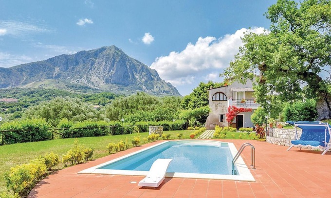 San Giovanni a Piro House | Stunning home in S.Giovanni a Piro SA