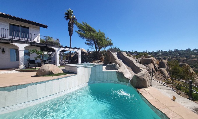 Crest Villa | Stunning hilltop Villa for event/wedding with view/pool/slide/gym/theater/sauna