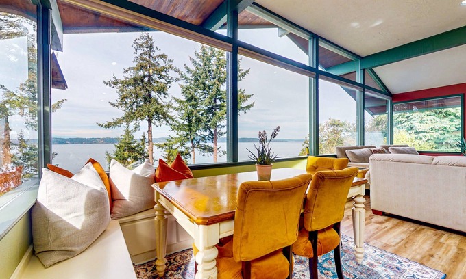 Federal Way House | Stunning Home, Breathtaking Views, w/Hot Tub, WIFI, & Two Kids Play Areas!
