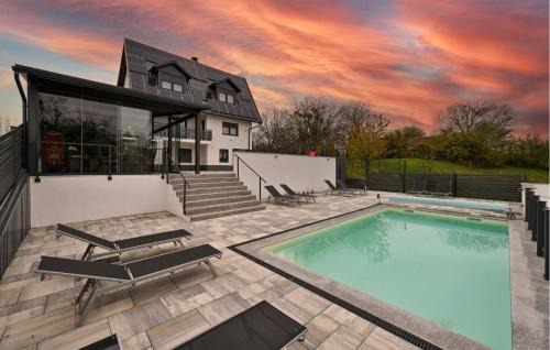 Ludbreg House | Stunning Home In Vinogradi Ludbreski
