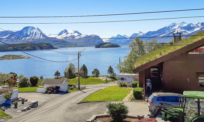 Alesund House | Stunning home in ålesund with kitchen