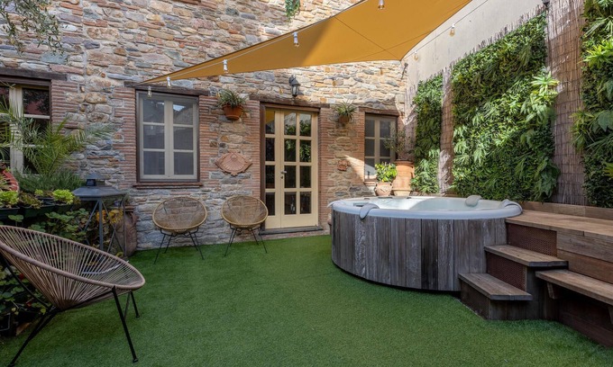 Colle di Compito House | Stunning home in Capannori with jacuzzi