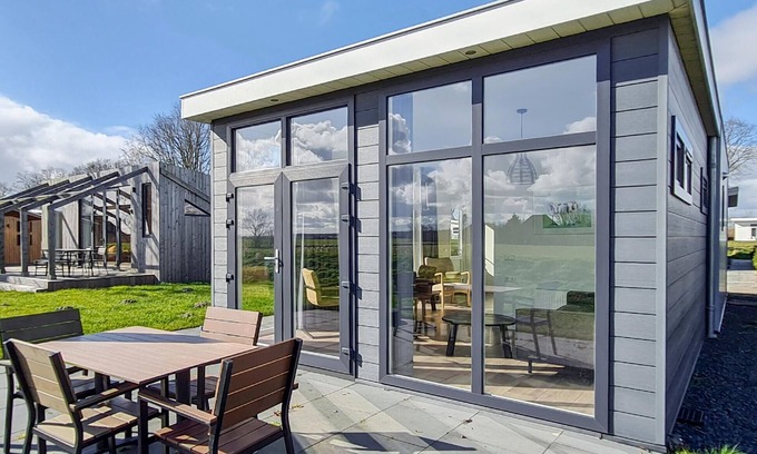 Den Oever House | Stunning home in Den Oever with WiFi