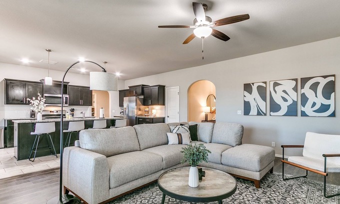 Broken Arrow House | Stunning home in great neighborhood