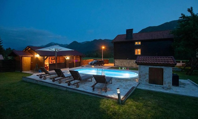 Gospic House | Stunning home in Gospic