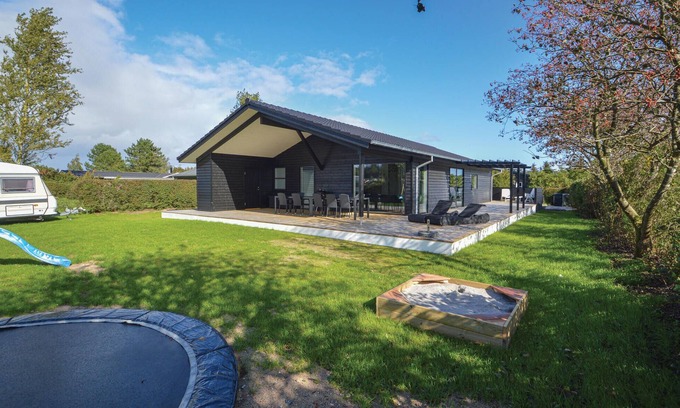 Diernæs Strandby House | Stunning home in Haderslev with sauna