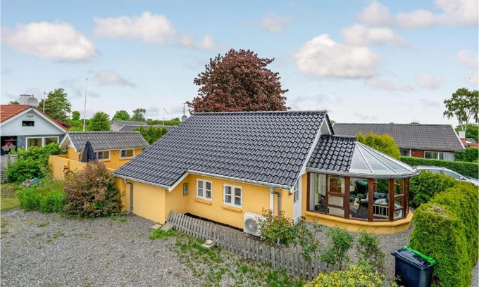 Flovt Strand House | Stunning Home In Haderslev With Wifi