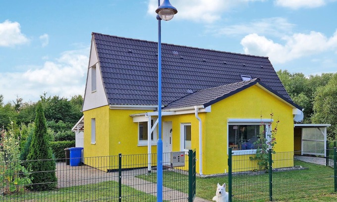 Solkendorf House | Stunning home in Klausdorf with WiFi