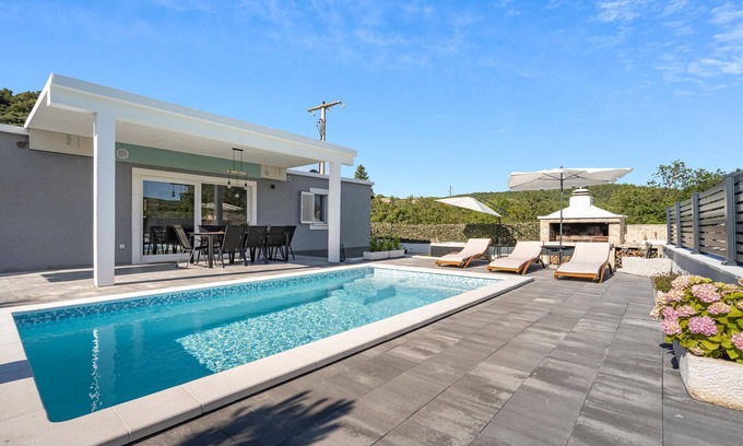 Primosten House | Stunning home in Krusevo