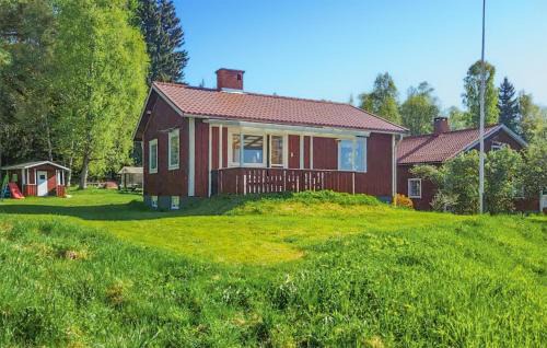 Leksand House | Stunning Home In Leksand With Kitchen