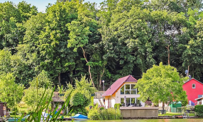 Hohenlychen House | Stunning home in Lychen with WiFi