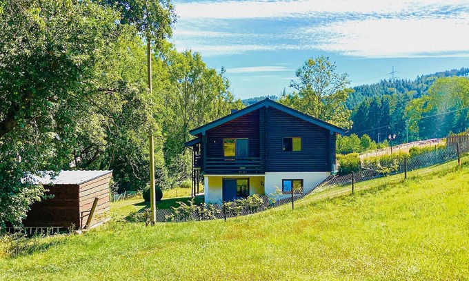 Nimsreuland House | Stunning home in Nimsreuland with WiFi
