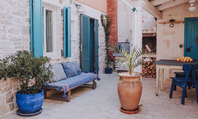 Preko House | Stunning home in Preko with kitchen