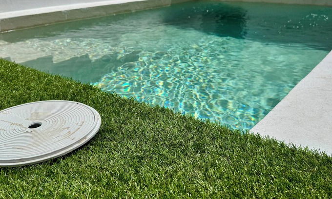 Alzira House | Stunning Home : Private Pool : WiFi : 3BR