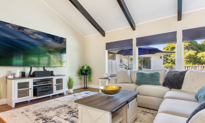 San Rafael House | Stunning Home: w/ Private Hot Tub, Pool & Backyard