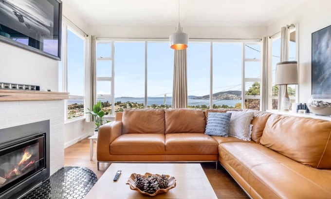 Bellerive House | Stunning Home w/River Views