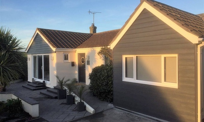 Polzeath House | Stunning home with sea views