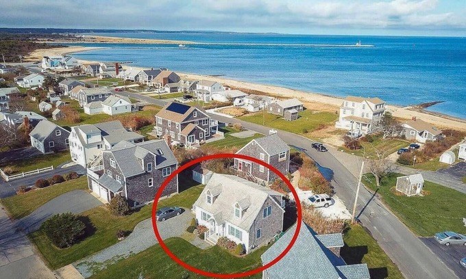 Sagamore Beach House | Stunning Home with Water Views!