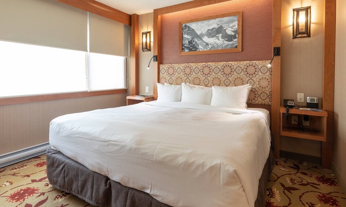 Banff Apartment | Stunning Hotel Suite - King and Queen Beds!