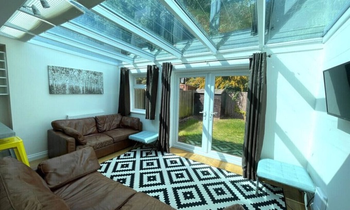Cambridge House | Stunning House in beautiful Madingley village