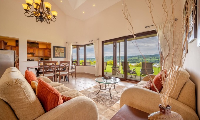 Tronadora House | Stunning Lake View Home with a Hot tub, WIFI, & Dog Friendly