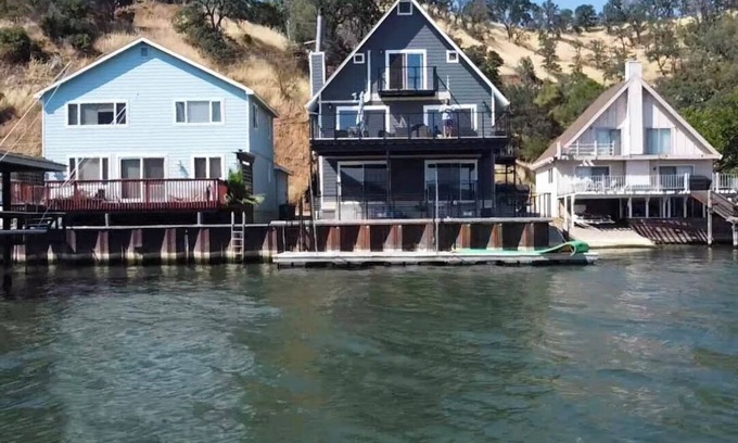Clearlake House | Stunning Lakefront Retreat with Breathtaking Views of Mount Konocti