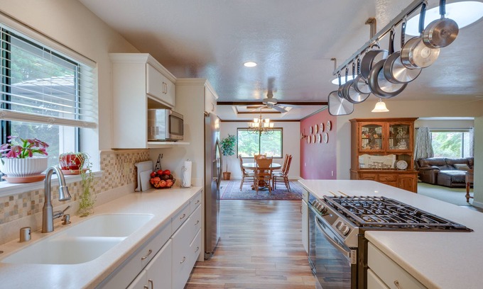 Medford House | Stunning Medford Escape w/ Panoramic Views!