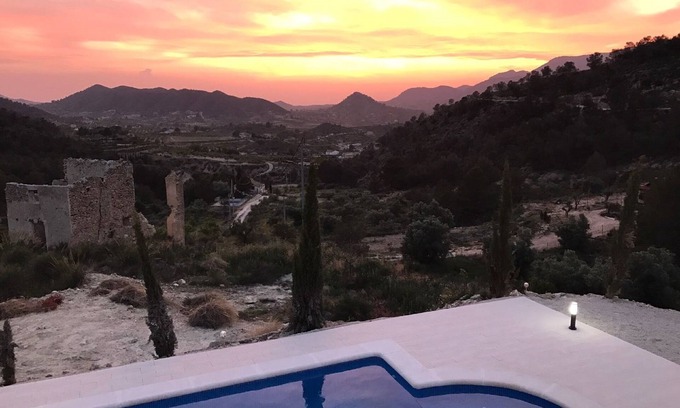 Ricote House | Stunning mountain top 5 bedroom Farmhouse, large pool near Murcia, Costa Blanca