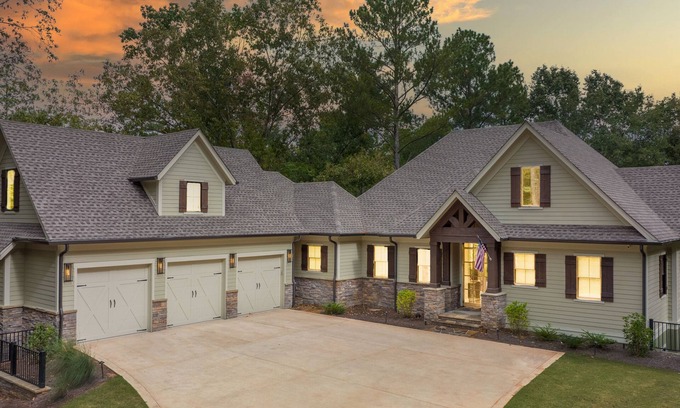 Lake Oconee House | Stunning New Luxury Home -