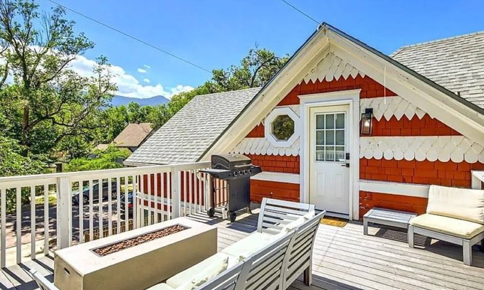 Pleasant Valley Apartment | STUNNING NEW MOUNTAIN VIEW 2 BEDROOM APARTMENT- OLD COLORADO CITY