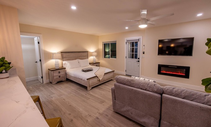 Crown Point House | Stunning Oasis Right By the Beach