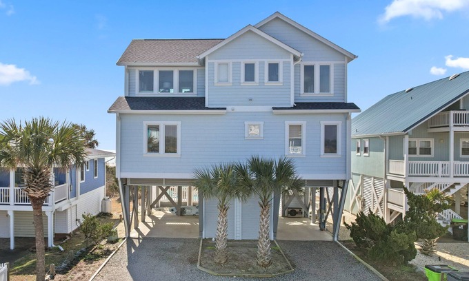 Holden Beach House | Stunning Ocean Front Home W/Private Pool 4BR 4 1/2 Bath and Brand New Kitchen