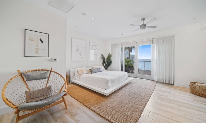 George Town Condo | Stunning Ocean Front 2-bedroom condo + office minutes away from Seven Mile Beach