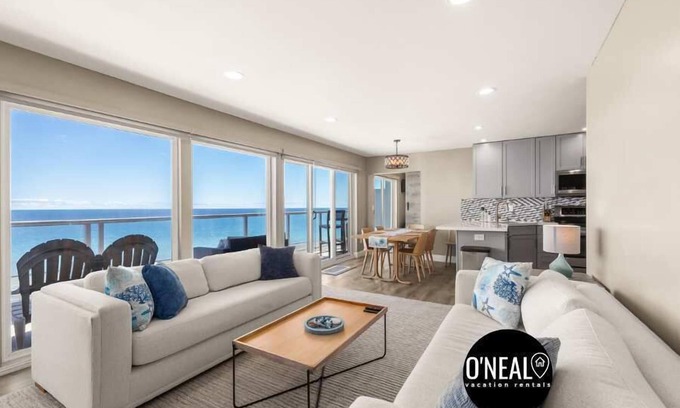Rio del Mar House | Stunning Ocean View Apartment - 3 bedrooms