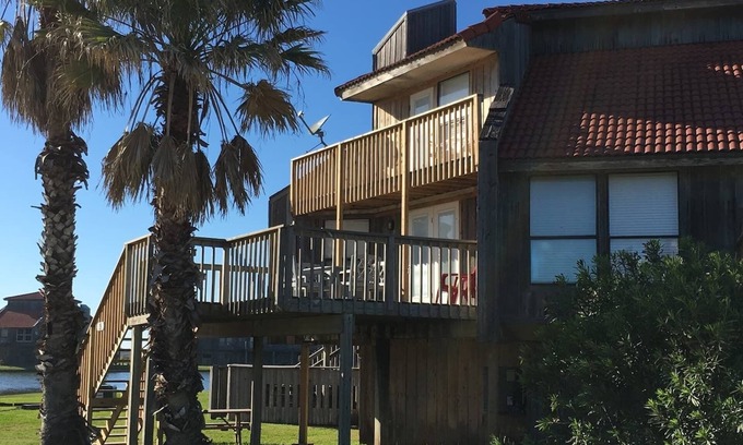 Matagorda Condo | Stunning Ocean Views, Romantic Setting, Families, Great Fishing!