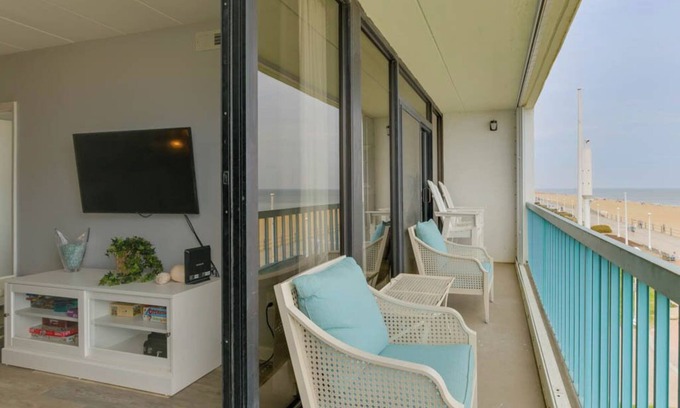 Northeast Virginia Beach Condo | Stunning Oceanfront 3rd Floor Condo with Panoramic Views