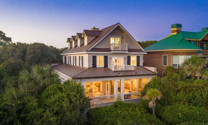 West Beach House | Stunning Oceanfront on Kiawah's West Beach: Only 25 Yards to Beach!