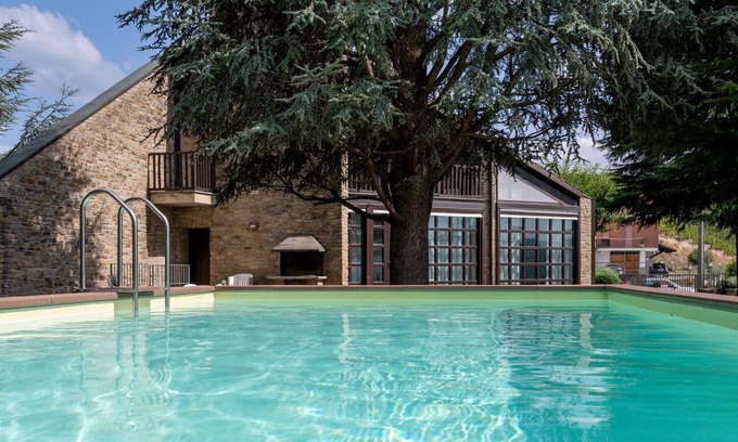 Santo Stefano Belbo House | Stunning private villa for 9 guests with WIFI, private pool, TV, terrace, pets allowed and parking