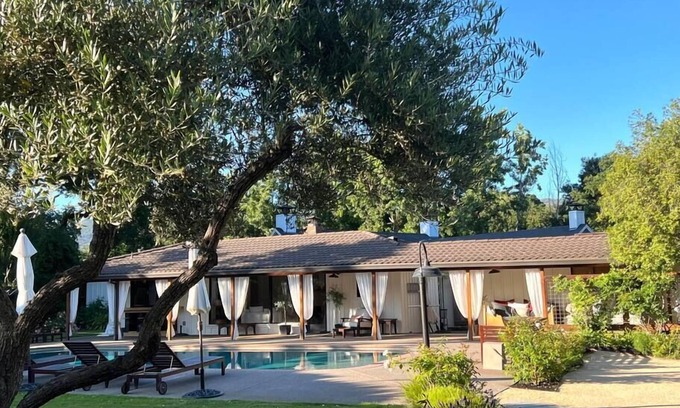 Sonoma House | Stunning Pool Property Minutes to Downtown Sonoma