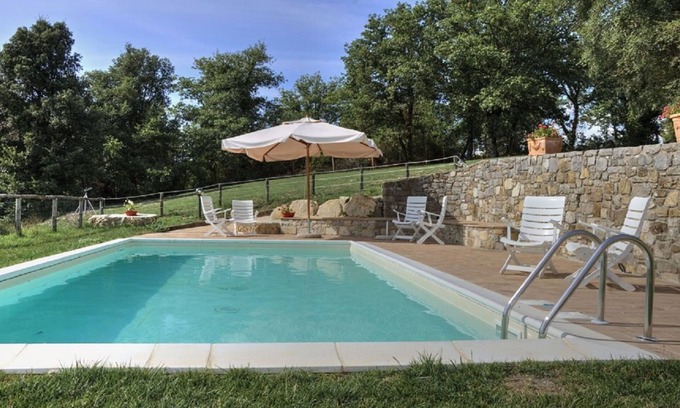 Gaiole in Chianti Villa | Stunning private villa for 12 guests with A/C, private pool, WIFI and TV