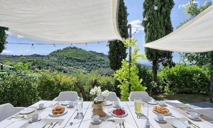 Margine Coperta-Traversagna Villa | Stunning private villa for 12 people with WIFI, private pool, A/C and parking