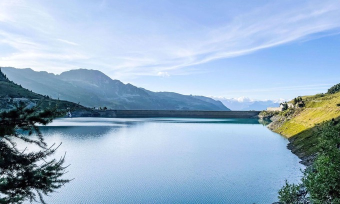 Nendaz House | Stunning private villa for 6 guests with WIFI, TV, terrace and parking