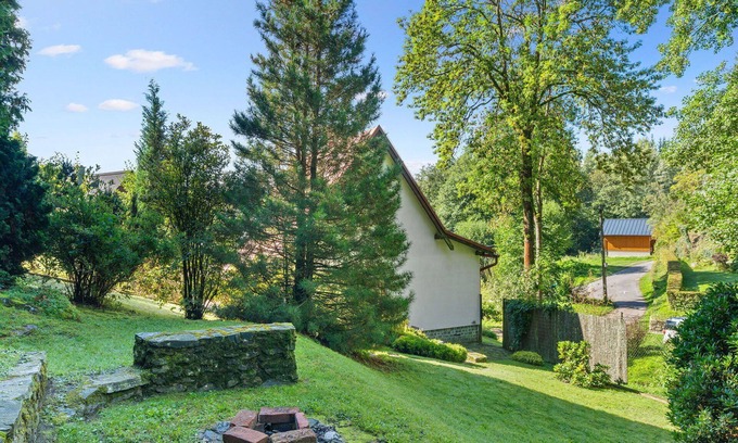 Zelezny Brod Villa | Stunning private villa for 5 guests with TV, terrace and pets allowed