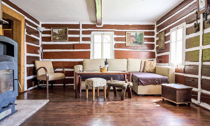 Tanvald House | Stunning private villa for 7 guests with WIFI, TV, terrace and parking