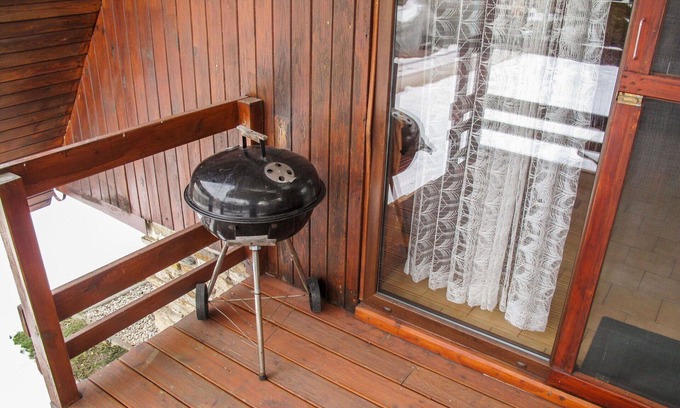 Zabovresky House | Stunning private villa for 4 guests with WIFI, TV, terrace and parking