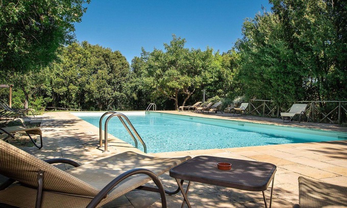 Camigliano Villa | Stunning private villa for 12 guests with A/C, private pool, WIFI, TV, terrace and parking