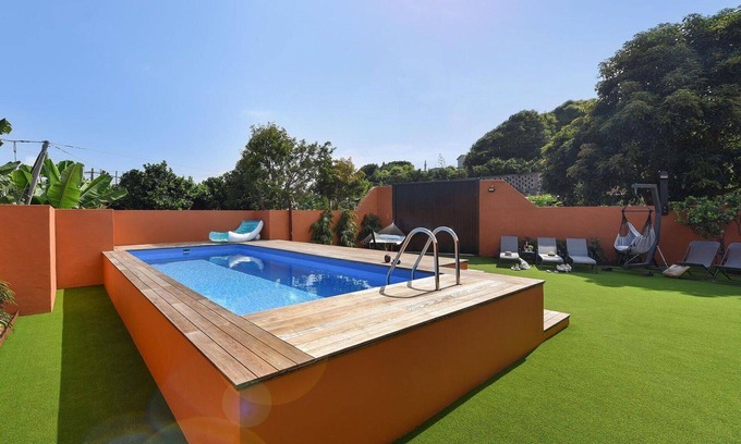 Arucas House | Stunning private villa for 10 people with private pool, WIFI, TV and patio