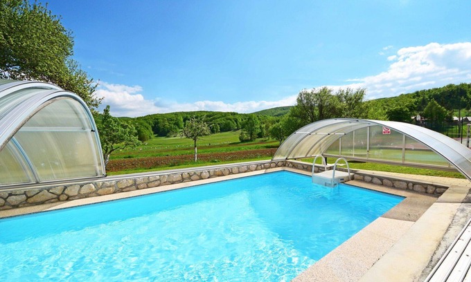 Krivi Put House | Stunning private villa with A/C, pool, WIFI, TV, terrace, pets allowed, panoramic view and parking